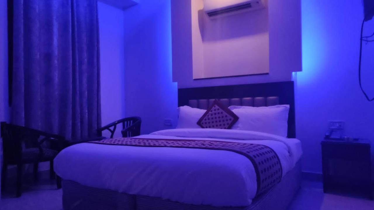 Hotel Gaylord International - ניו דלהי מראה חיצוני תמונה